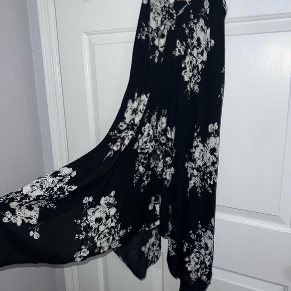 Lovestitch Black & White Irregular Hem Sundress - Size Small - Picture 3 of 5